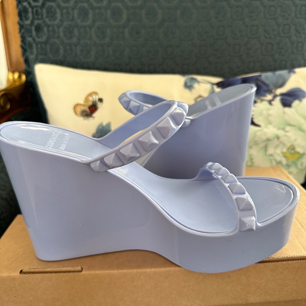 NWOT CARMEN SOL Baby Blue Wedges with box - Picture 4 of 4